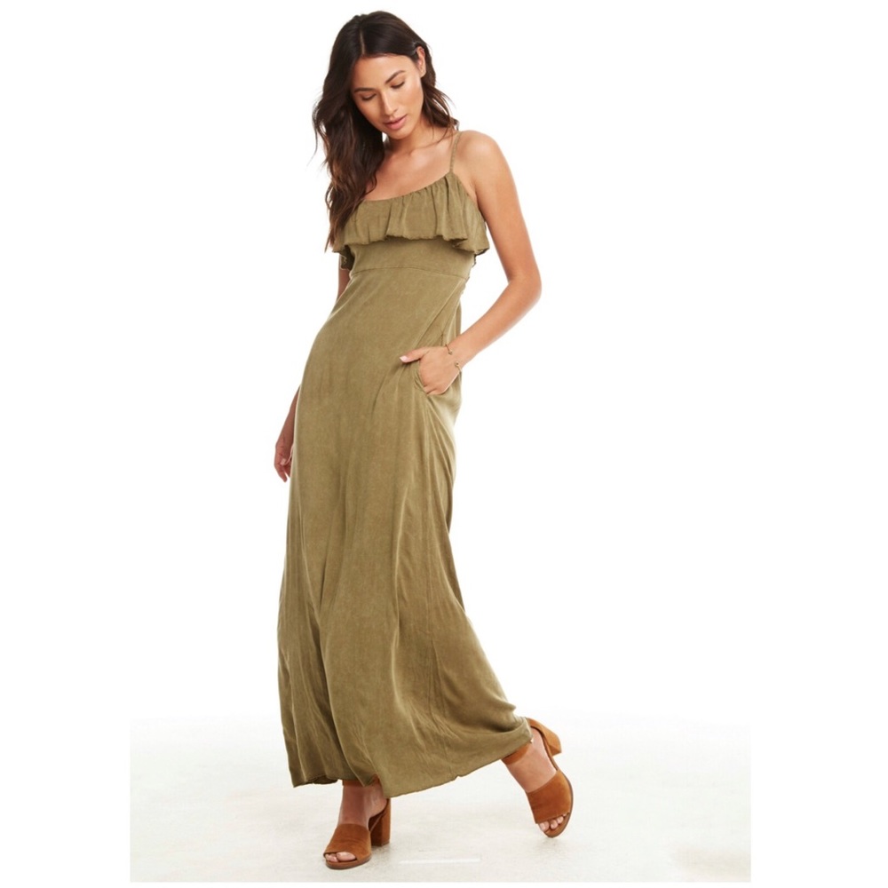 Chaser Ruffle Front Tie Back Maxi Dress  Size M